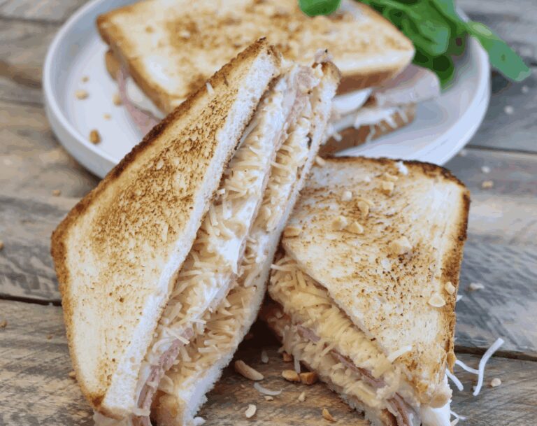 Croque-monsieur Apéro au jambon et fromage gratiné