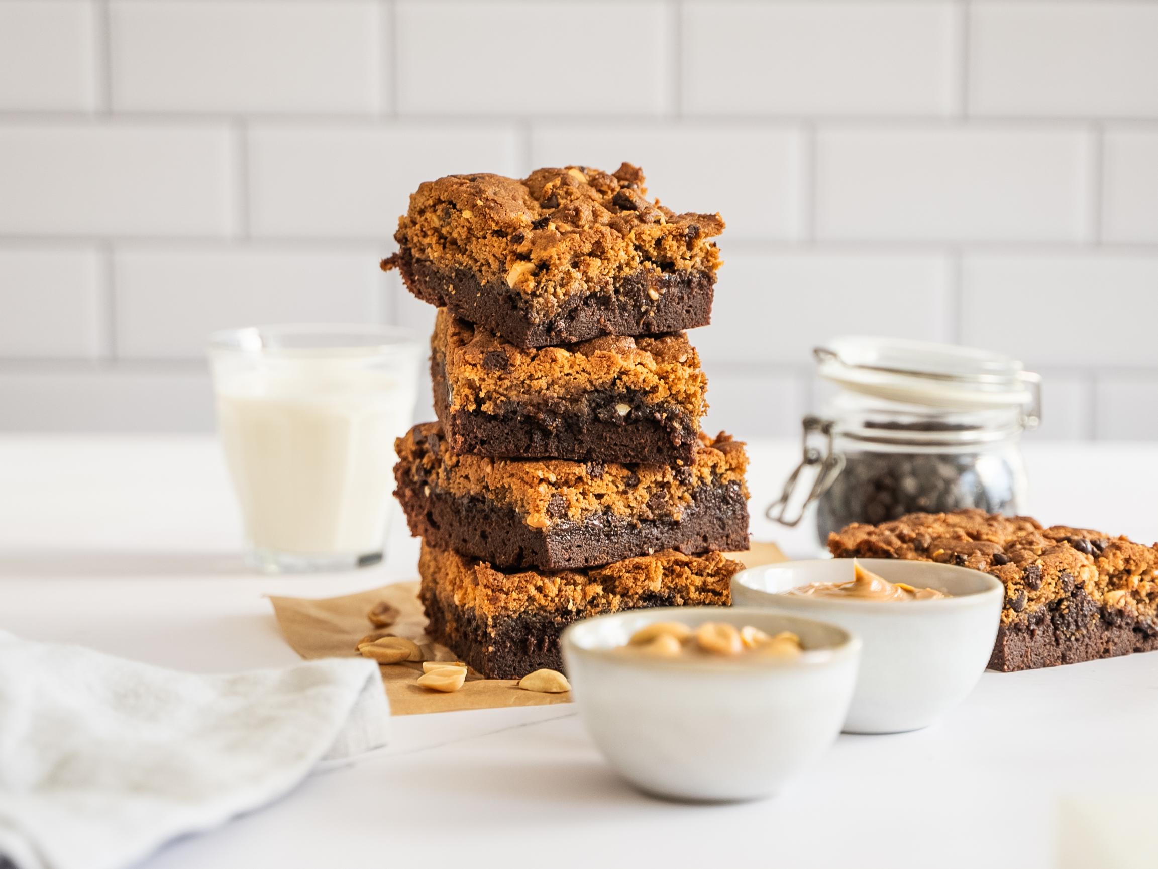 Brownies cookie aux pépites de chocolat et cacahuètes pour l’Apéro