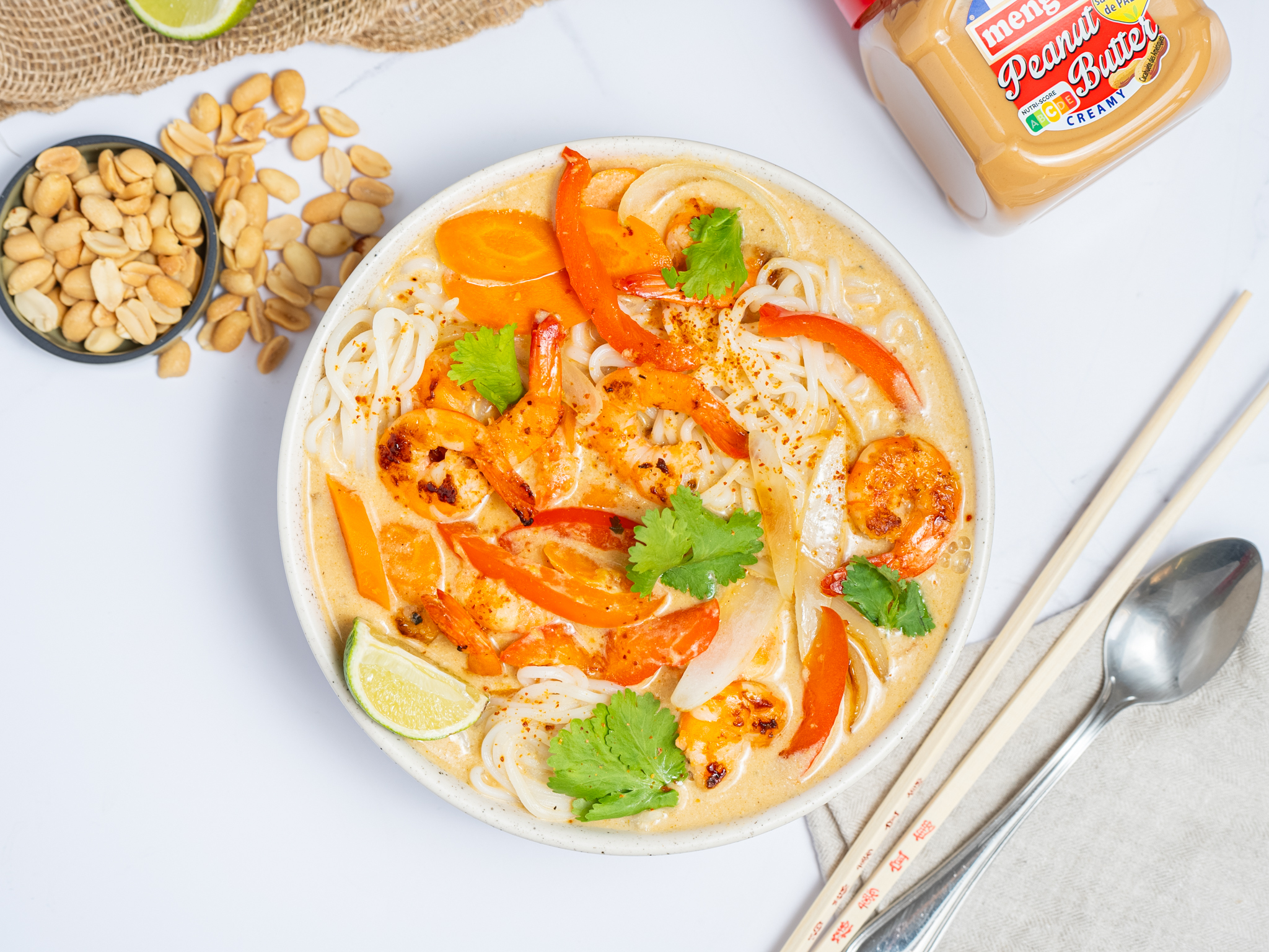 Soupe thaïe aux crevettes et nouilles au peanut butter Menguy's