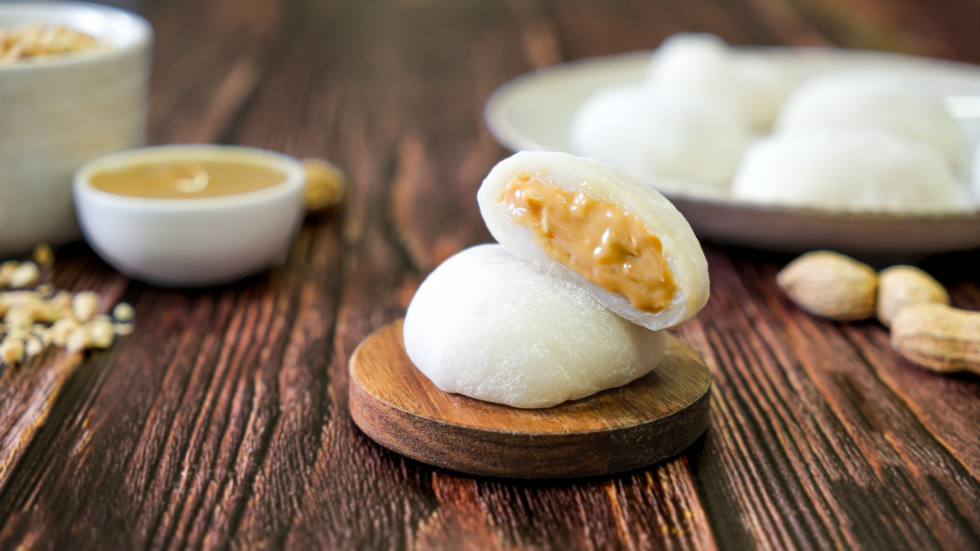Mochi Apéro Menguy's fourré à la cacahuète et sauce crémeuse