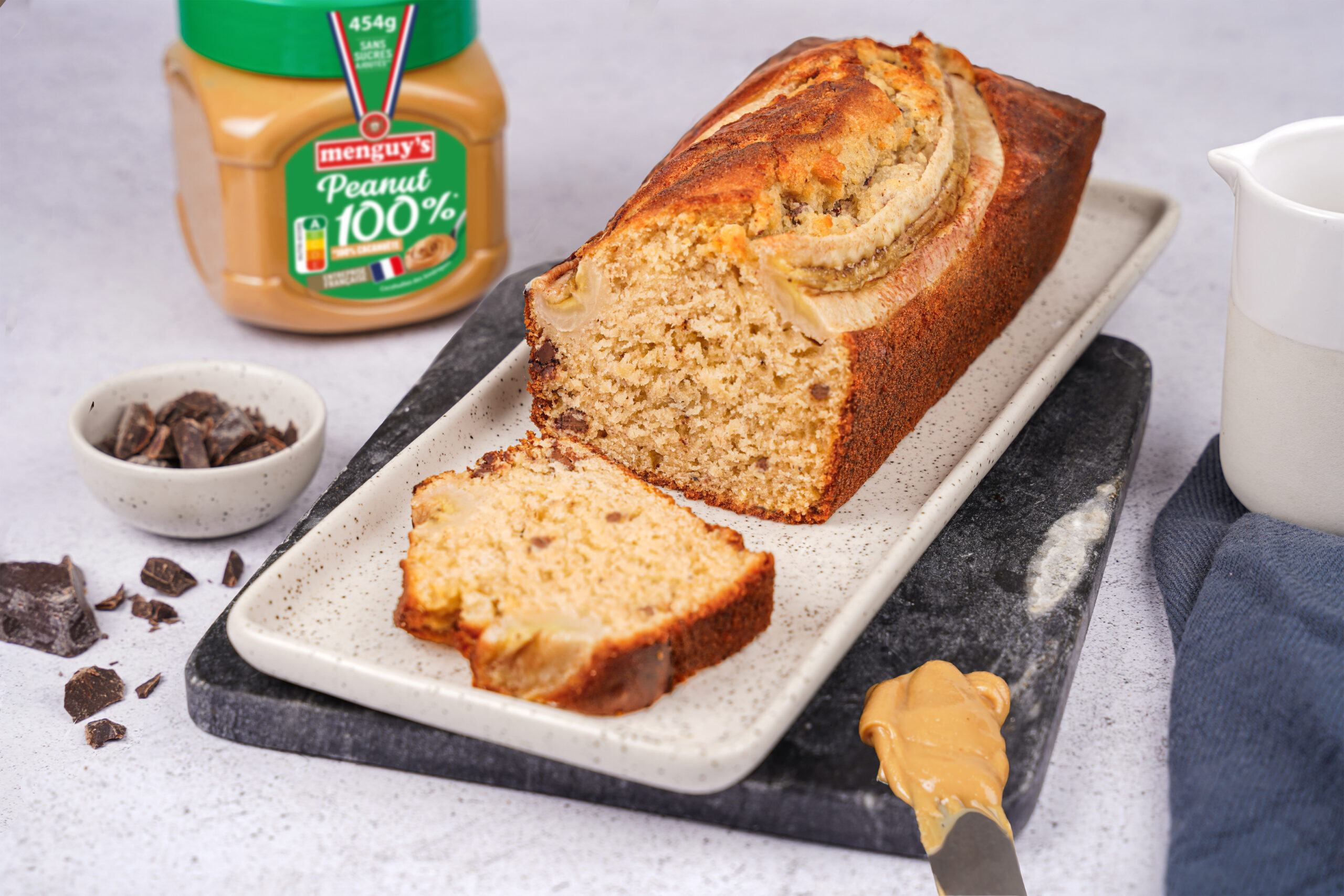 Cake banane au beurre de cacahuète Menguy's, tranche servie à l’Apéro